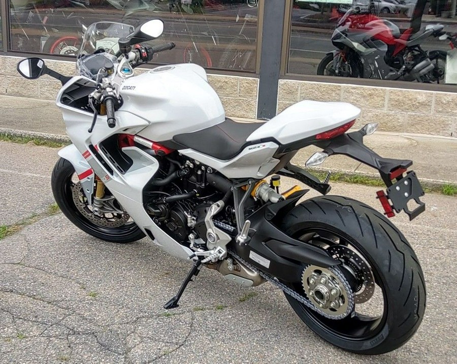 2024 Ducati Supersport 950 S White Stripe