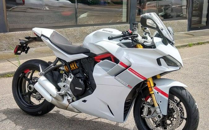 2024 Ducati Supersport 950 S White Stripe