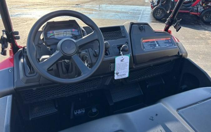 2026 Pioneer 700 Deluxe - Honda