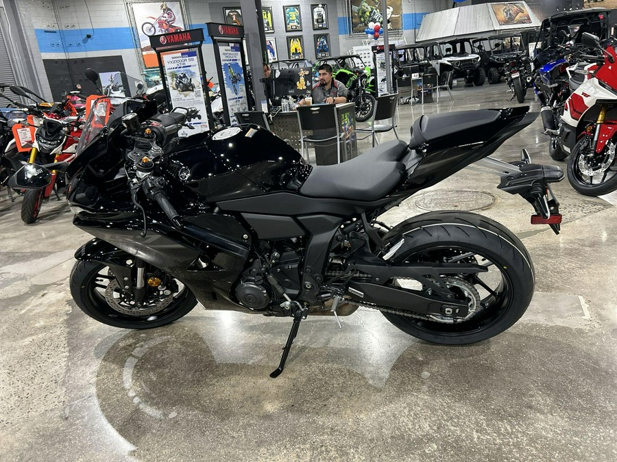 2026 Yamaha YZF-R3 ABS