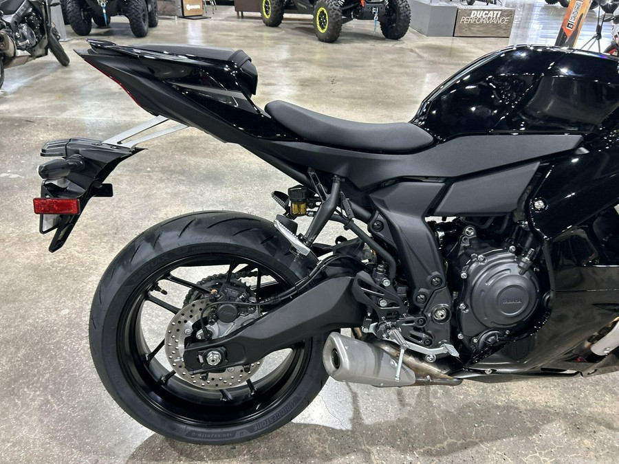 2026 Yamaha YZF-R3 ABS