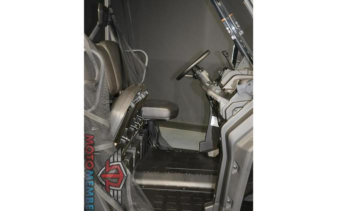 2026 Can-Am Defender HD7