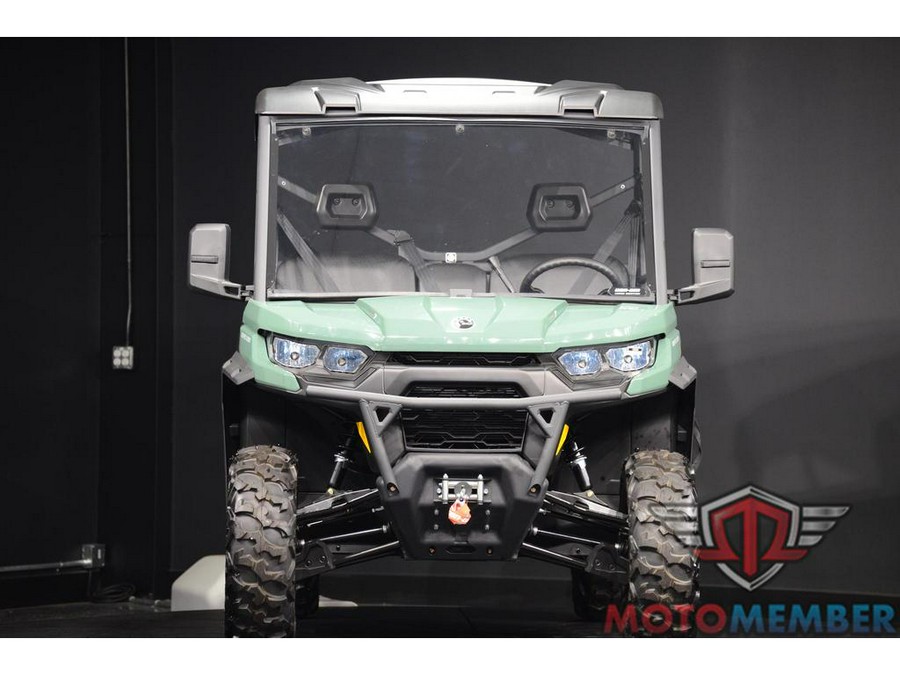 2026 Can-Am Defender HD7