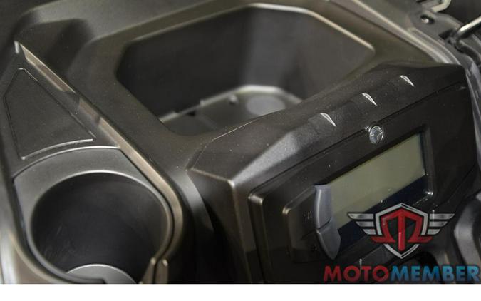 2026 Can-Am Defender HD7