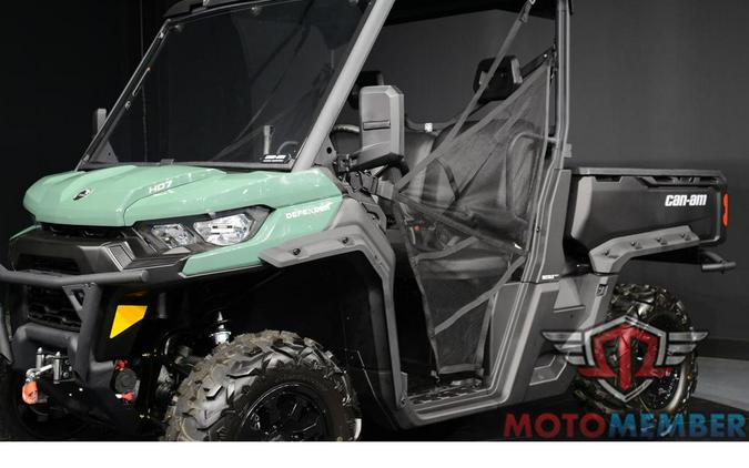 2026 Can-Am Defender HD7