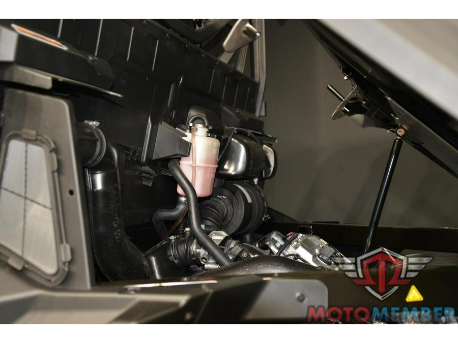 2026 Can-Am Defender HD7