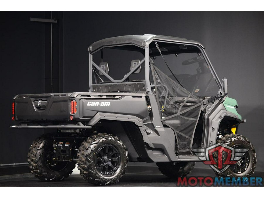 2026 Can-Am Defender HD7