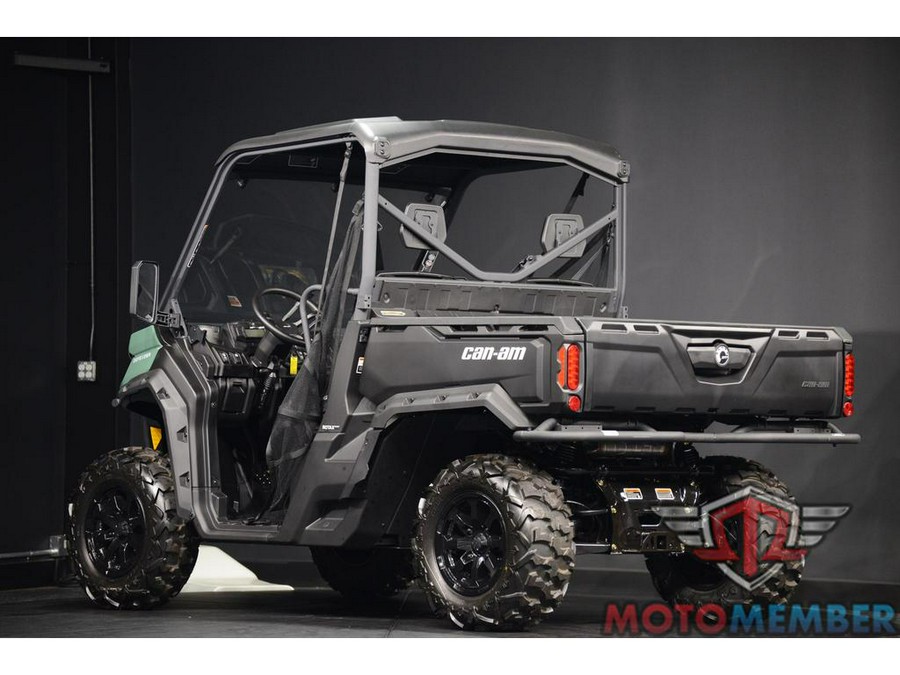 2026 Can-Am Defender HD7
