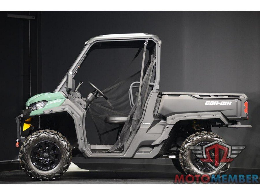 2026 Can-Am Defender HD7