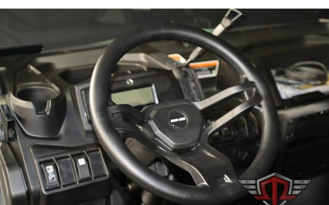 2026 Can-Am Defender HD7