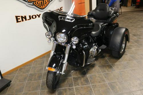 2014 Harley-Davidson® FLHTCUTG - Tri Glide® Ultra