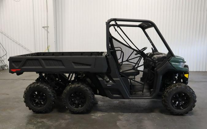 2023 Can-Am® Defender 6x6 DPS HD10