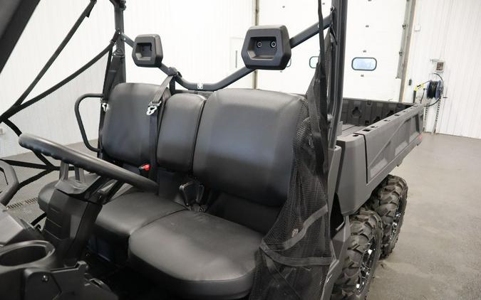 2023 Can-Am® Defender 6x6 DPS HD10