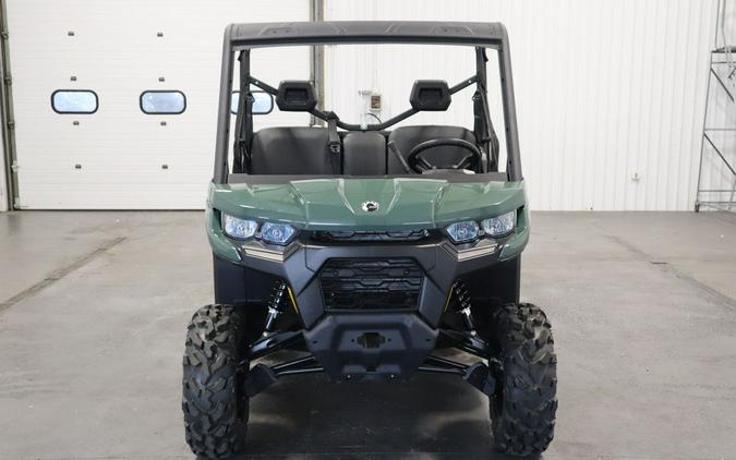 2023 Can-Am® Defender 6x6 DPS HD10