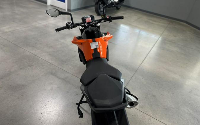 2024 KTM 790 Duke