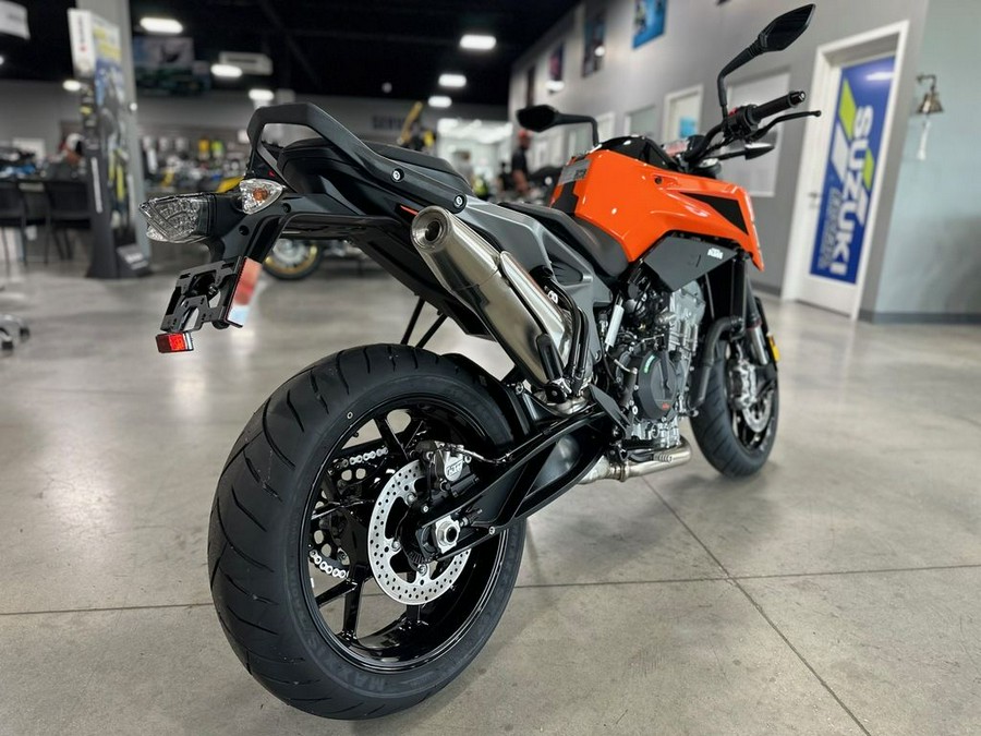 2024 KTM 790 Duke