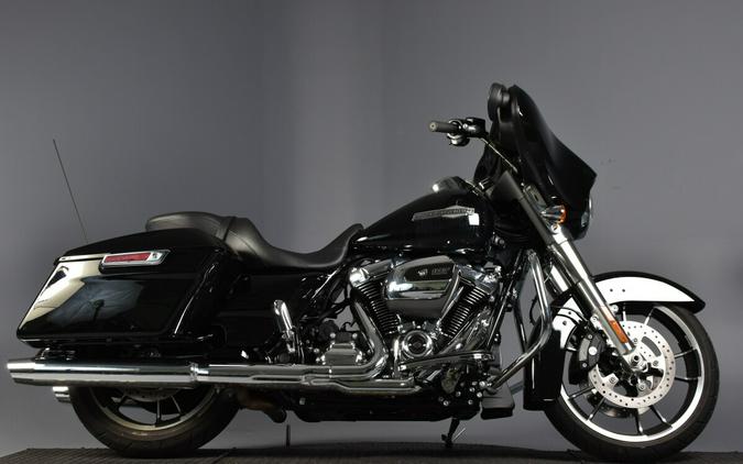 2022 Harley-Davidson Street Glide