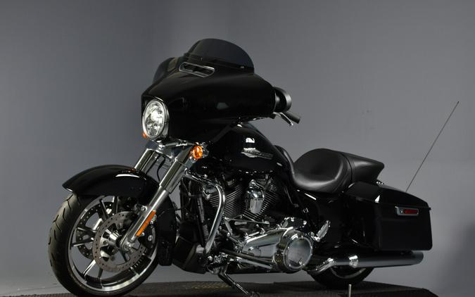 2022 Harley-Davidson Street Glide