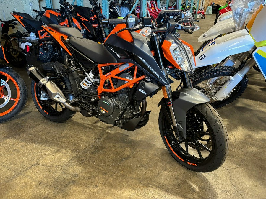 2023 KTM 390 Duke - 211182