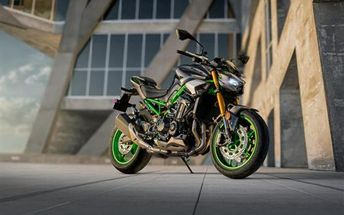 2025 Kawasaki Z900 SE ABS