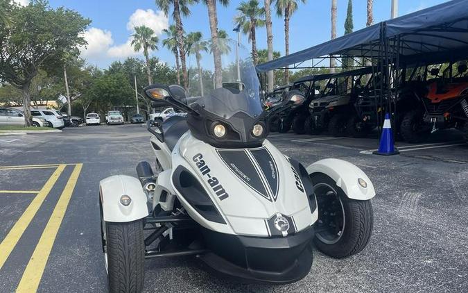 2012 Can-Am® Spyder Roadster RS