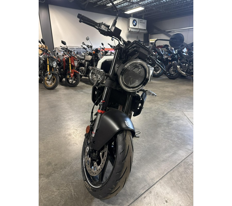 2024 HUSQVARNA VITPILEN 401