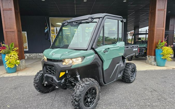 2026 Can-Am Defender DPS CAB