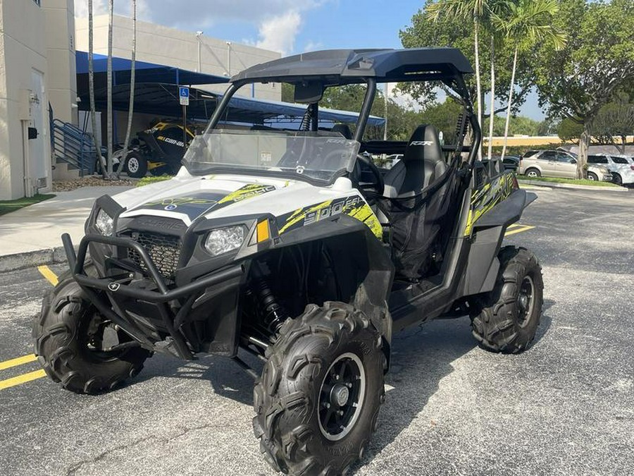 2013 Polaris® RZR XP™ 900 EPS White Lightning/Evasive Green LE