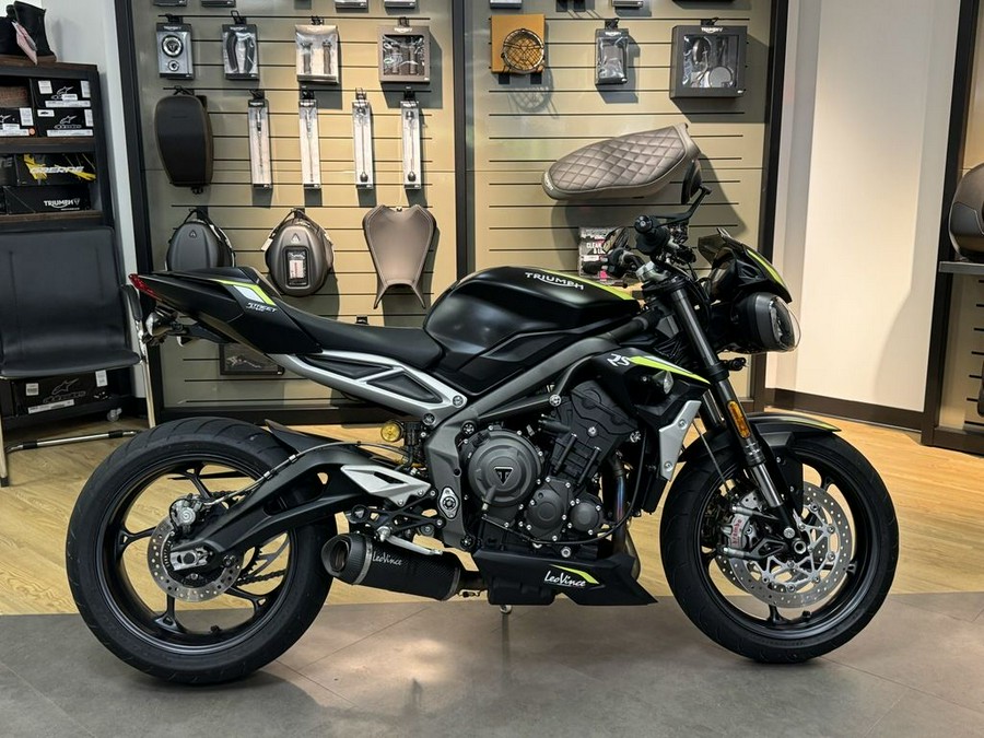 2022 Triumph Street Triple RS Matte Jet Black