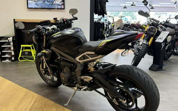 2022 Triumph Street Triple RS Matte Jet Black