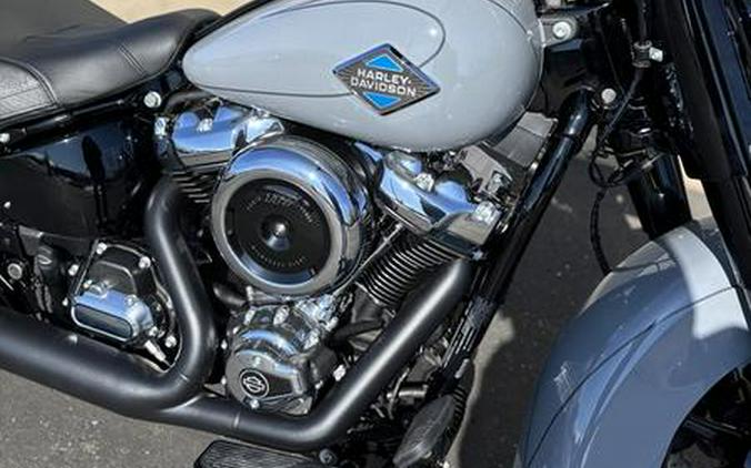 2026 Harley-Davidson® FLHC - Heritage Classic