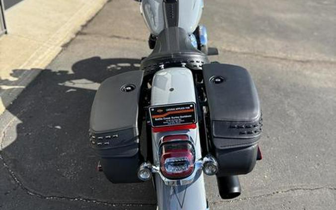 2026 Harley-Davidson® FLHC - Heritage Classic