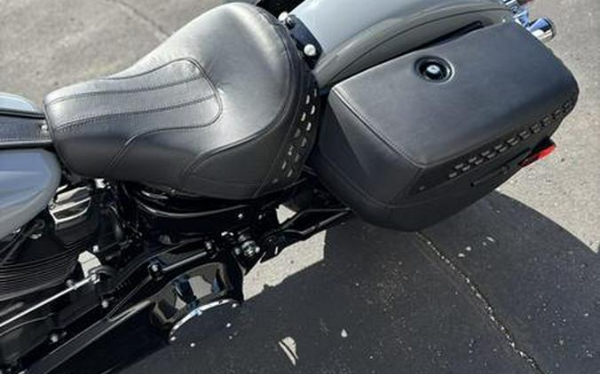 2026 Harley-Davidson® FLHC - Heritage Classic