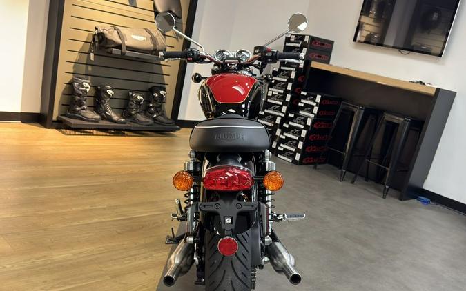 2026 Triumph Bonneville T100 Jet black