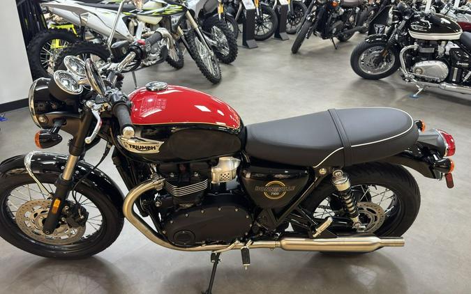 2026 Triumph Bonneville T100 Jet black