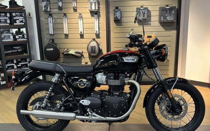 2026 Triumph Bonneville T100 Jet black