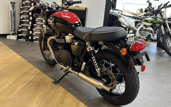 2026 Triumph Bonneville T100 Jet black
