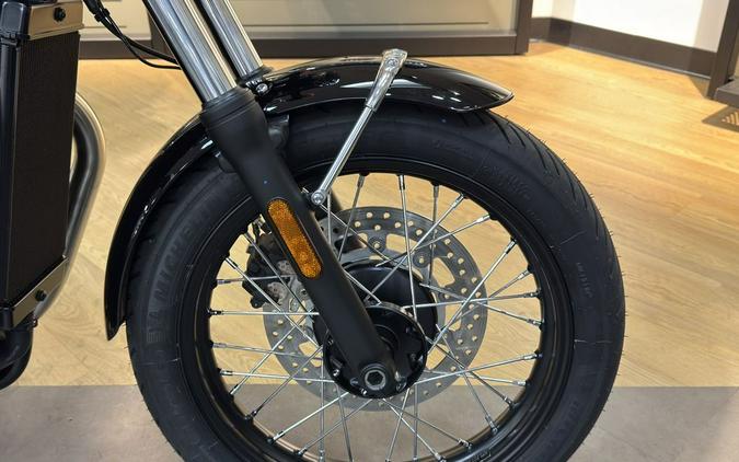 2026 Triumph Bonneville T100 Jet black