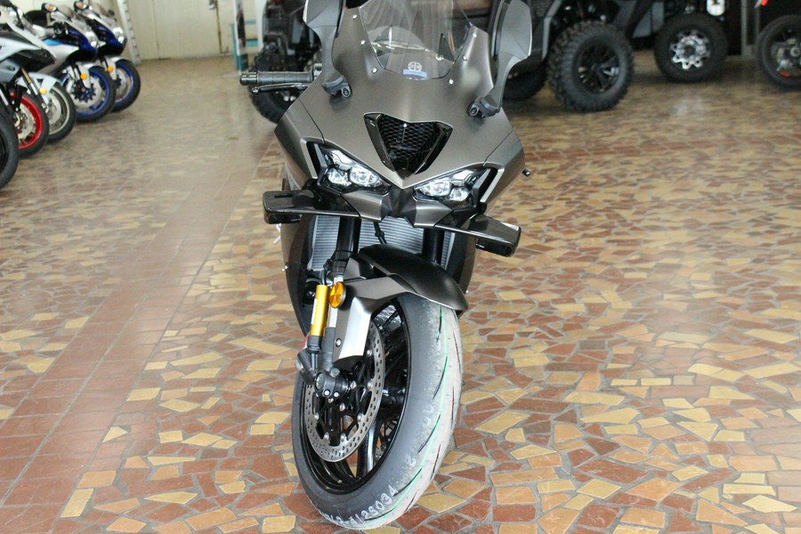 2026 Kawasaki Ninja ZX-10R ABS Metallic Matte Graphenesteel Gray/Metallic Spark Black - TA001920
