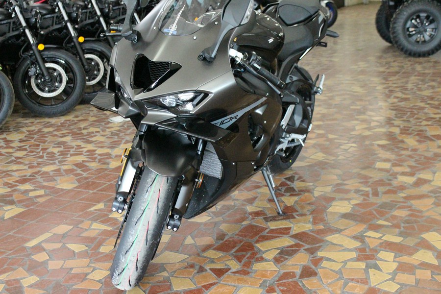 2026 Kawasaki Ninja ZX-10R ABS Metallic Matte Graphenesteel Gray/Metallic Spark Black - TA001920