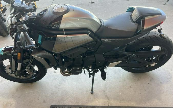 2022 CFMOTO 700 CL-X Sport