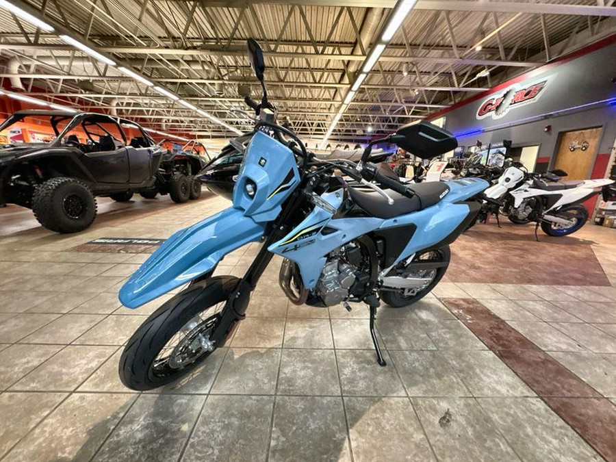New 2025 Suzuki DR-Z 4SM Base