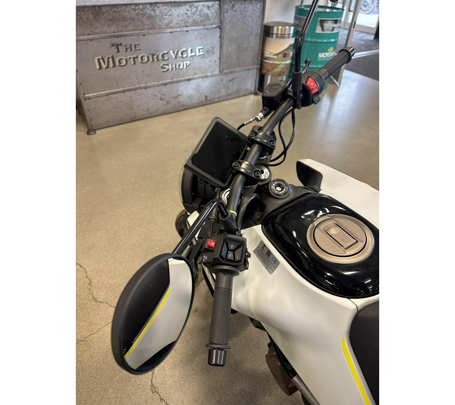 2024 HUSQVARNA VITPILEN 401