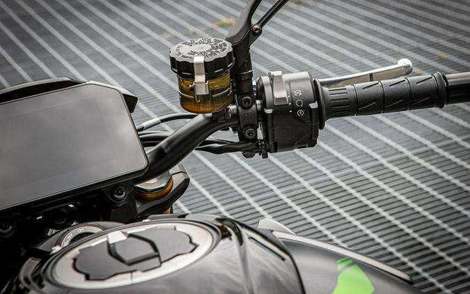 2026 Kawasaki Z1100 SE ABS