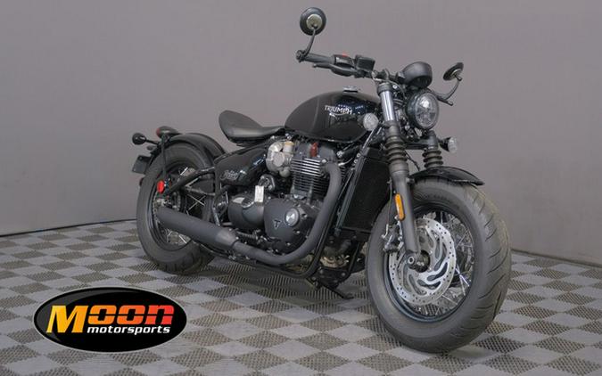 2018 Triumph Bonneville Bobber Black Jet Black