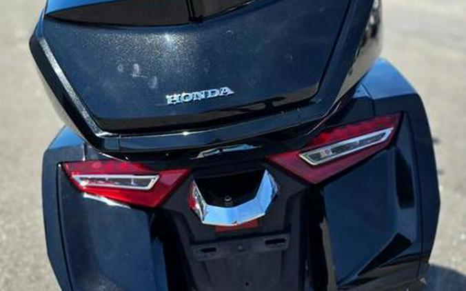 2019 Honda® Gold Wing Tour Automatic DCT Darkness Black Metallic