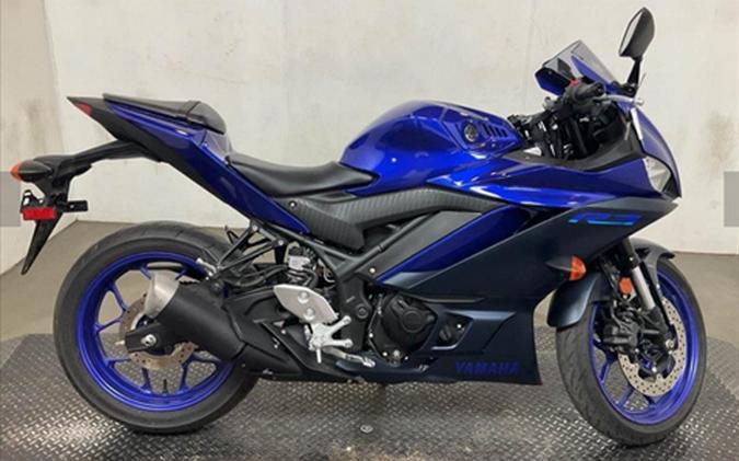 2023 Yamaha YZF-R3 ABS