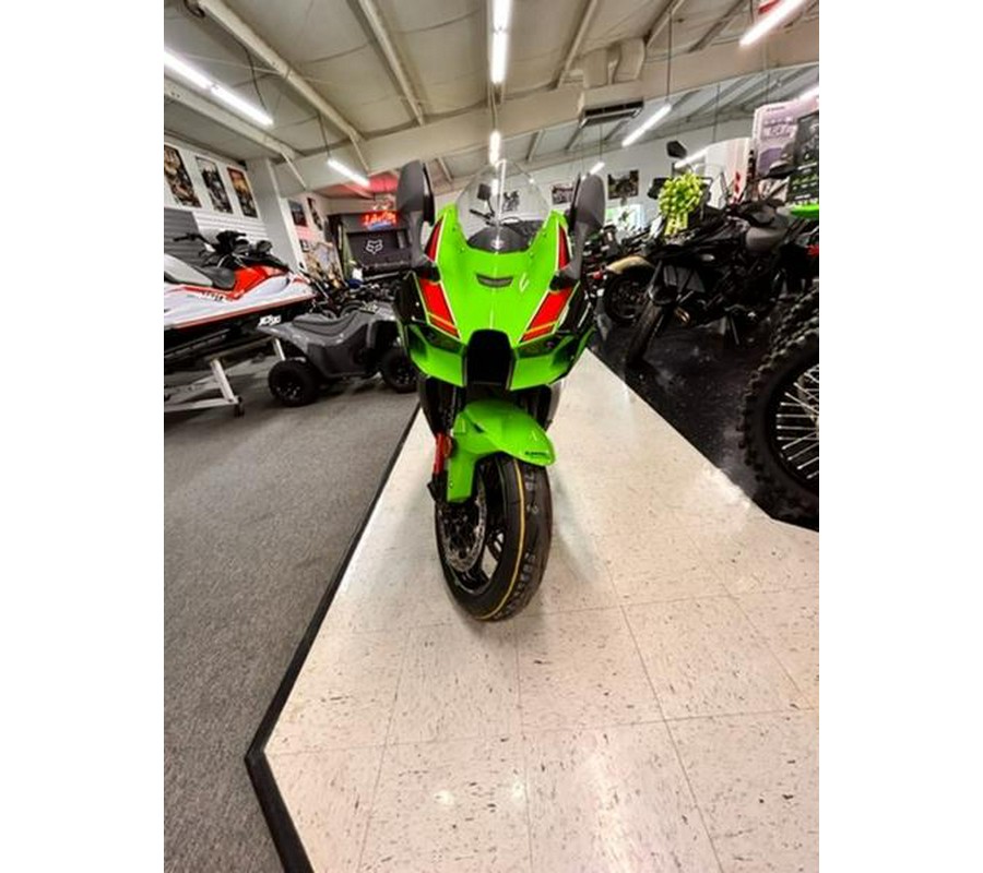 2024 Kawasaki Ninja® ZX™-10R KRT Edition ABS