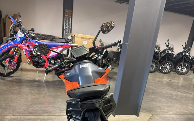 2024 KTM 250 DUKE