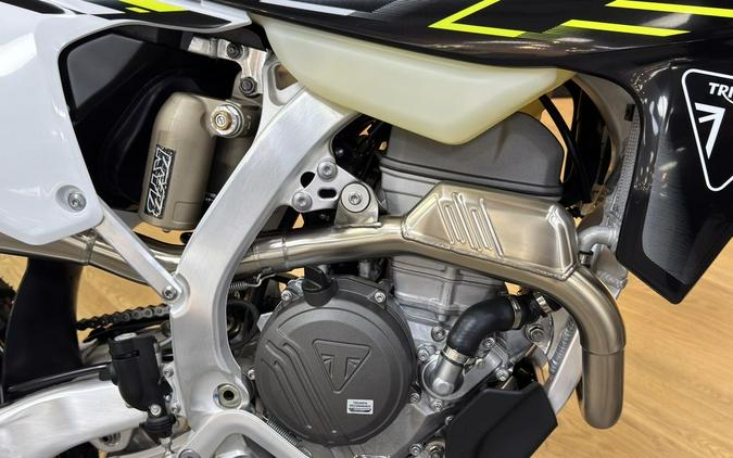 2026 Triumph TF 250-C Jet black/ Pure white